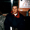 90-е годы, Андрей Родин (Архимандрей Кислородин) в метро с Настей и Верой — теми, кто организовывал новый Фан-клуб Ансамбля Тайм-Аут.